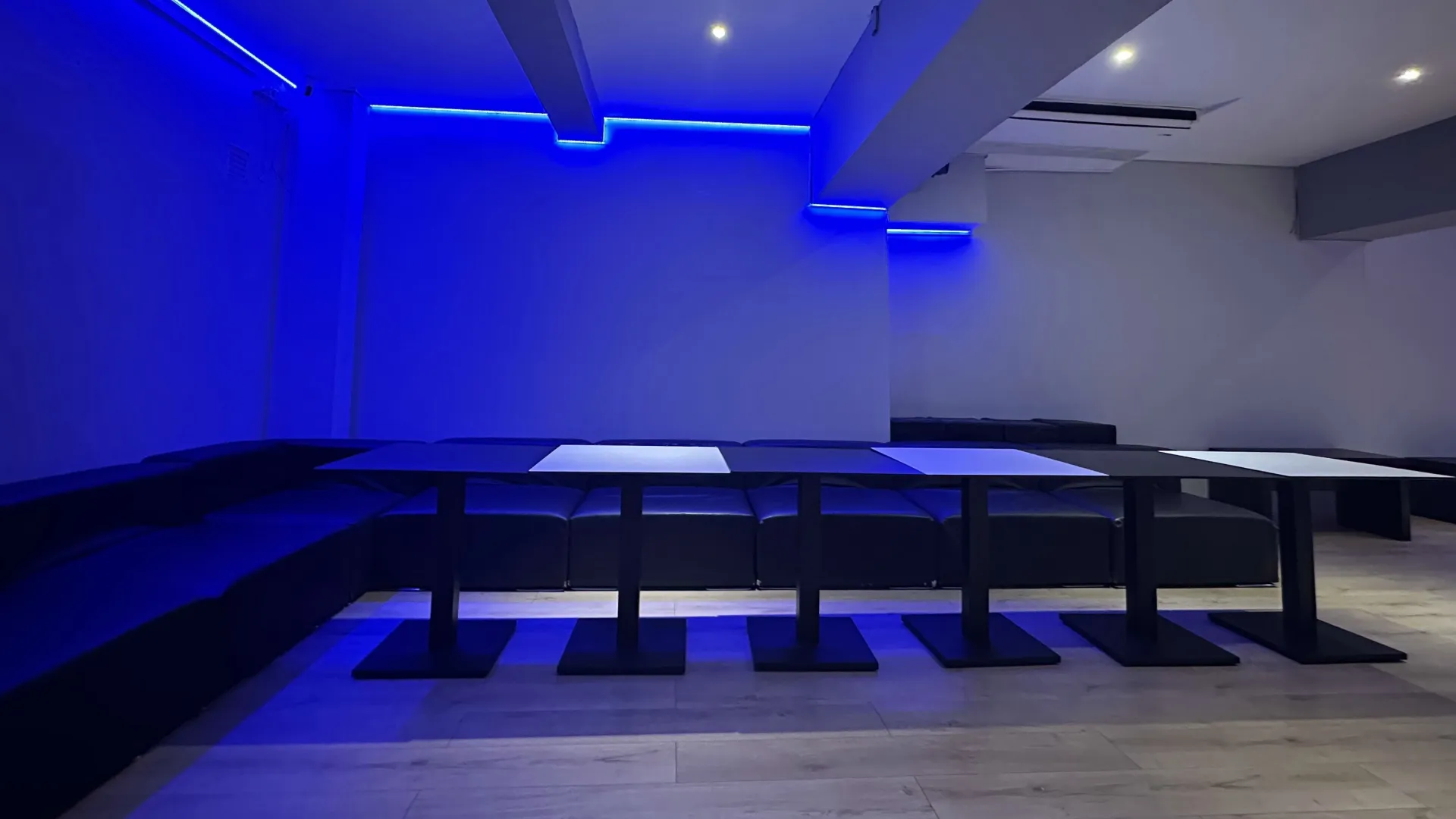 Sala Fontana Barcelona - Contacto